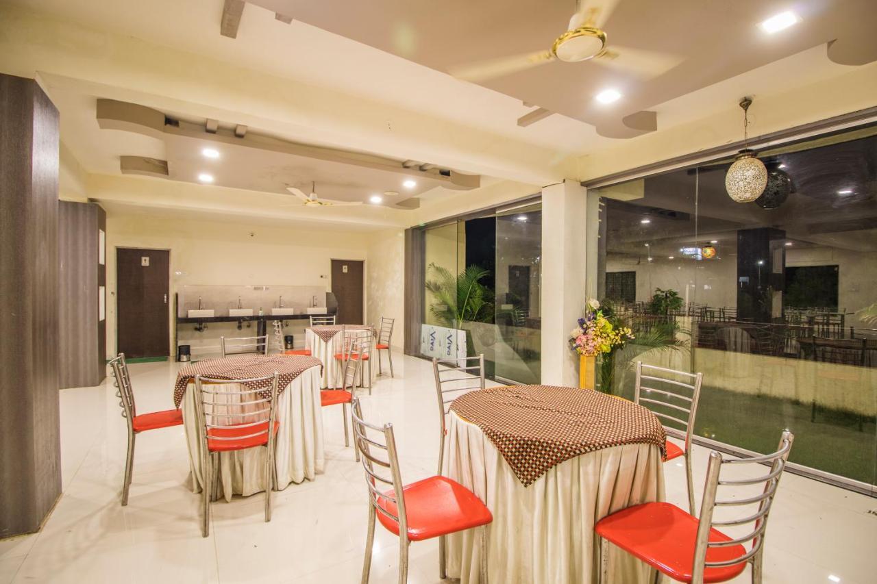 Hotel Yogiraj Palace Shegaon Exterior foto